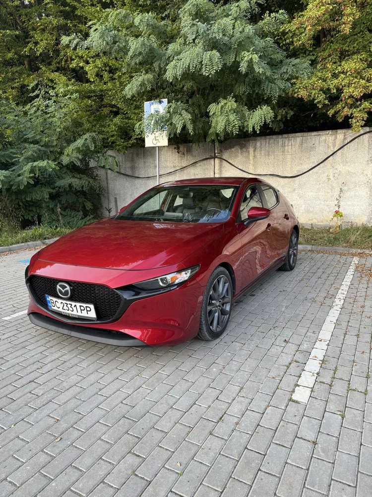 Фото 2019 Mazda 3