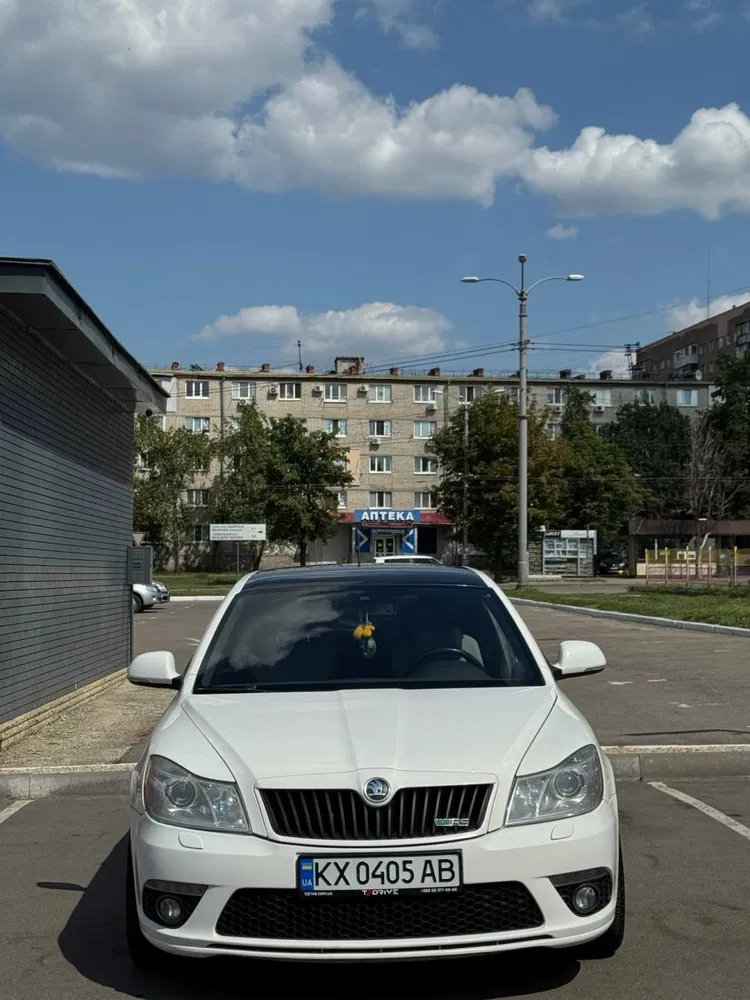 Фото 2011 Skoda Octavia