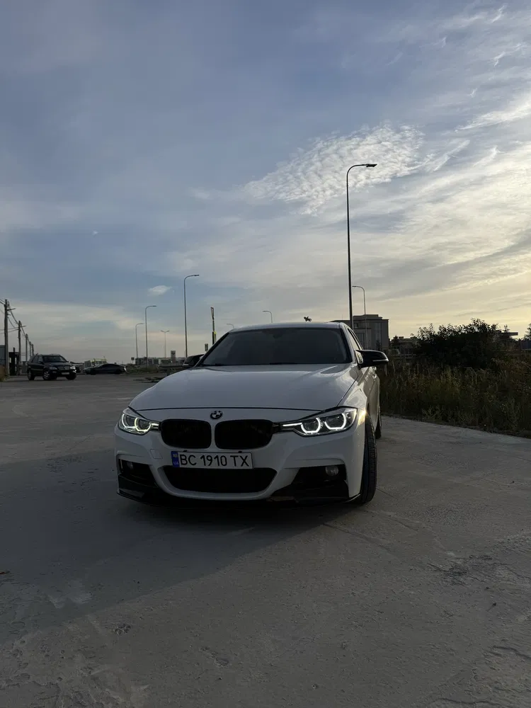 Фото 2013 BMW 3 серія