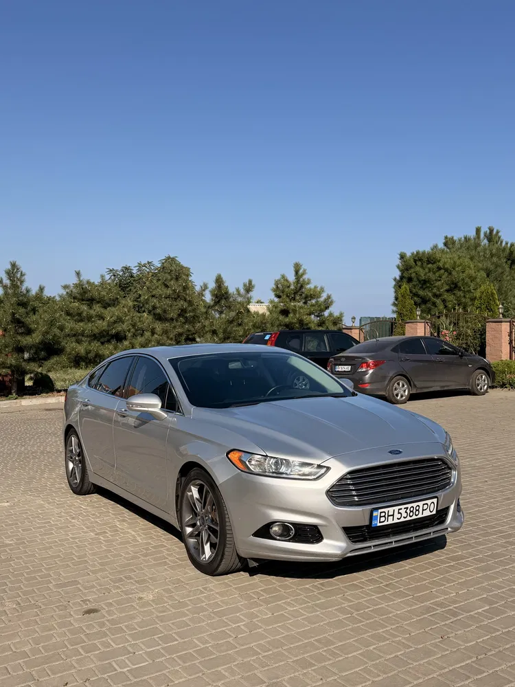 Фото 2015 Ford Fusion