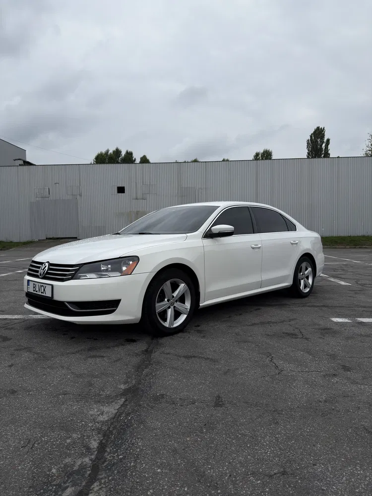 Фото 2012 Volkswagen Passat Sedan