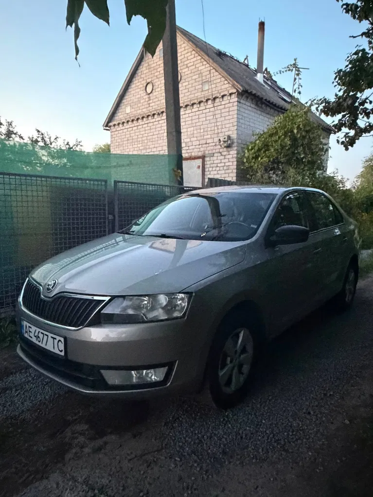 Фото 2013 Skoda Rapid