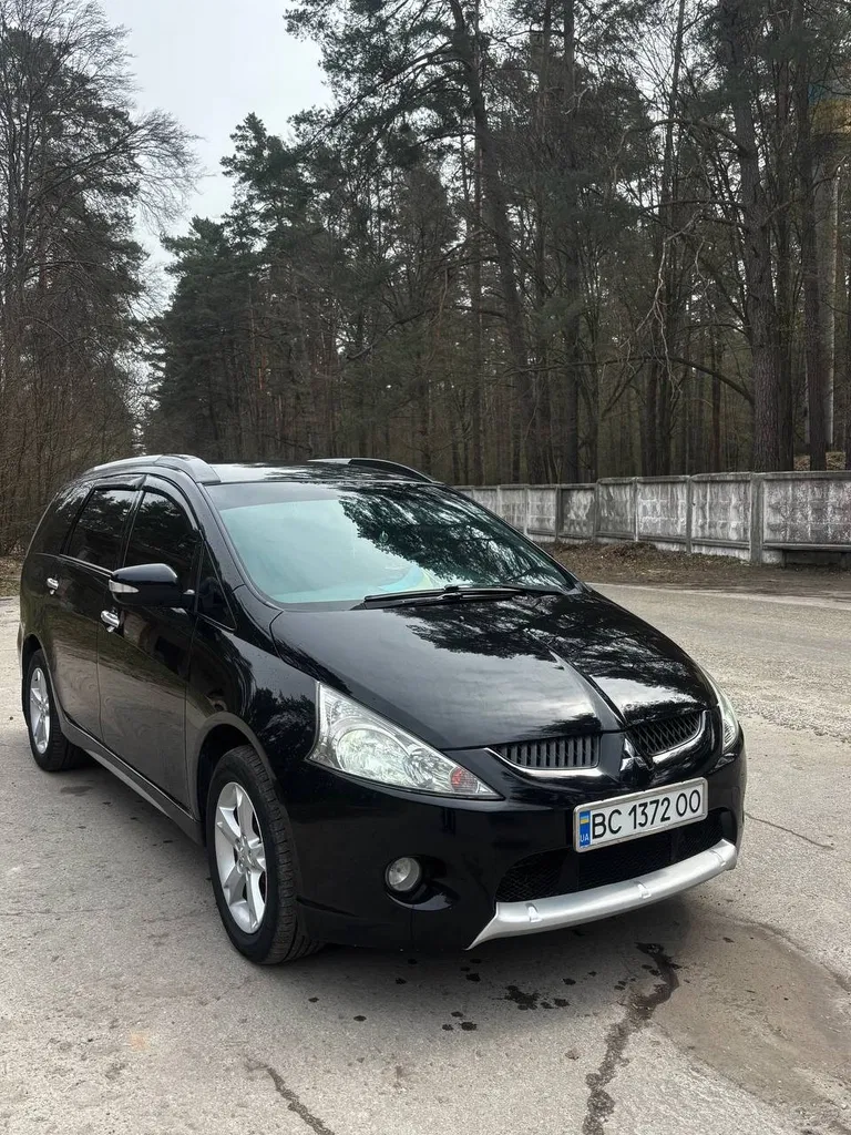Фото 2007 Mitsubishi Grandis