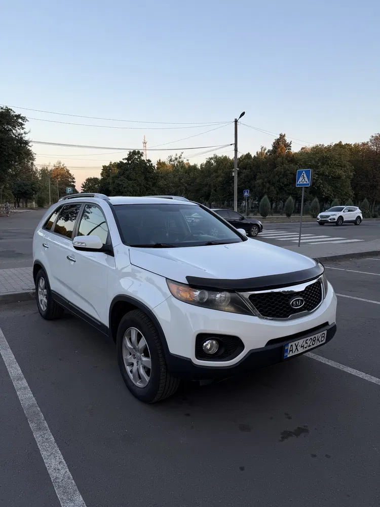 Фото 2011 Kia Sorento