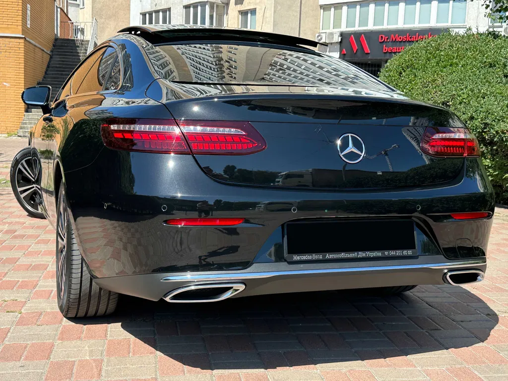 Фото 2022 Mercedes-Benz E серия