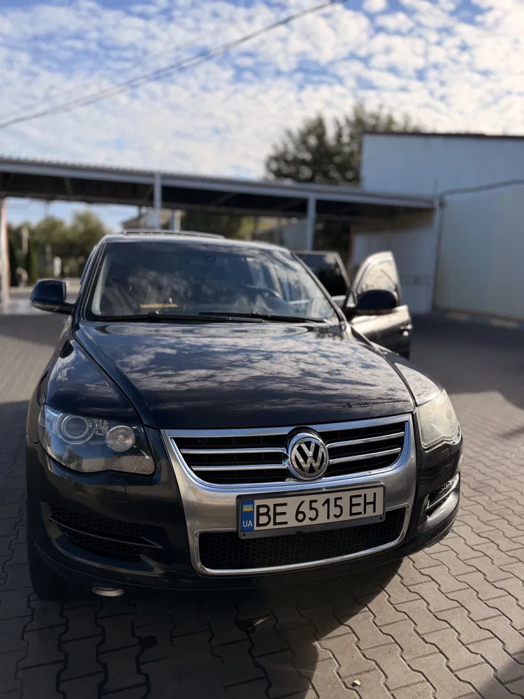 Фото 2009 Volkswagen Touareg