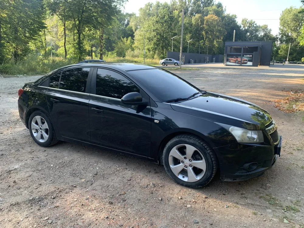 Фото 2009 Chevrolet Cruze