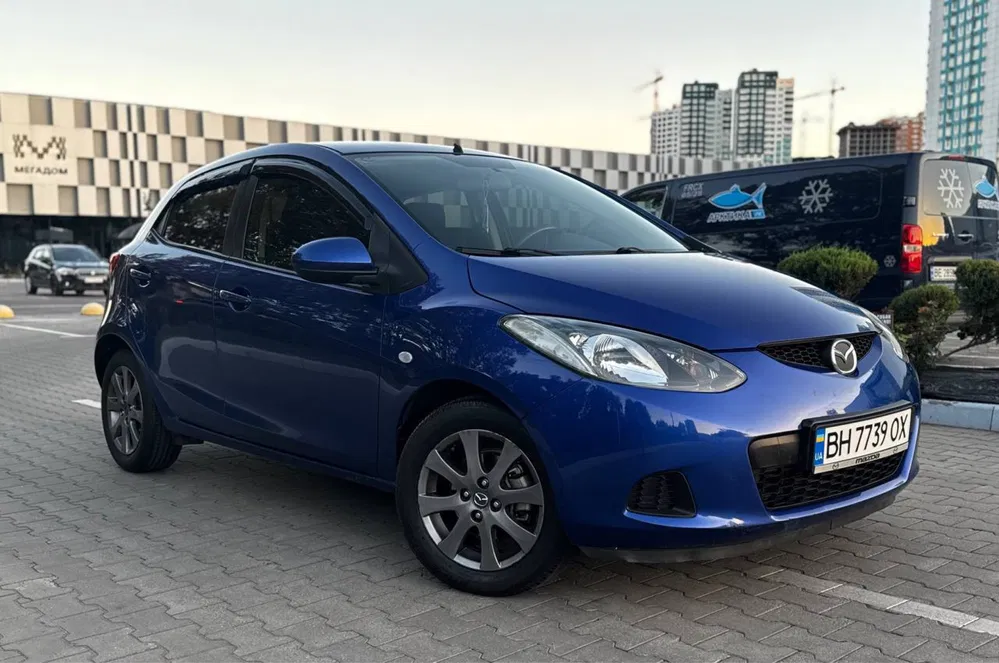 Фото 2009 Mazda 2