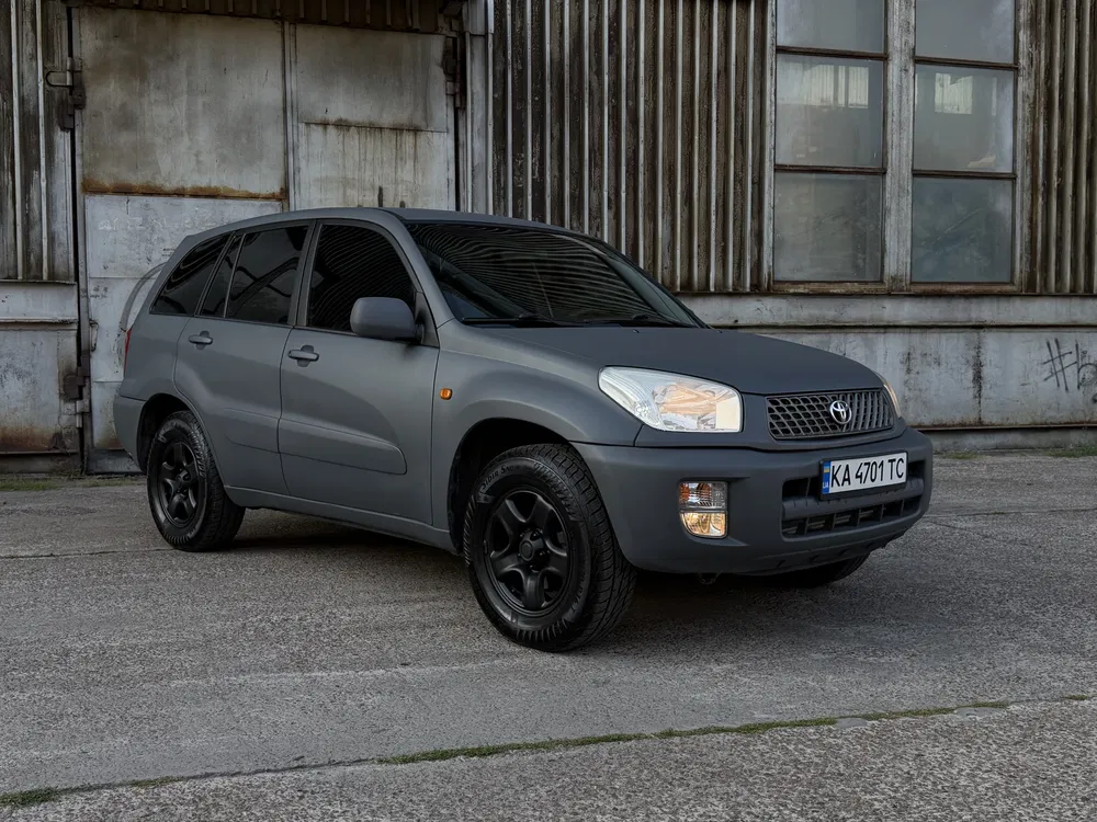 Фото 2001 Toyota RAV 4