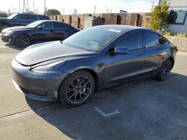Фото 2022 Tesla Model 3