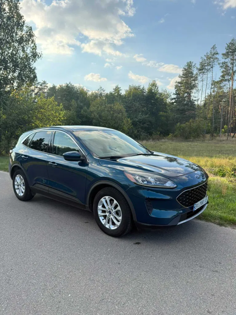 Фото 2020 Ford Escape
