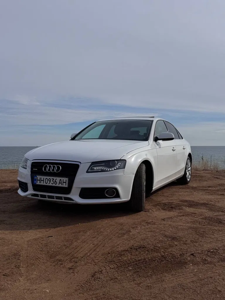 Фото 2009 Audi A4