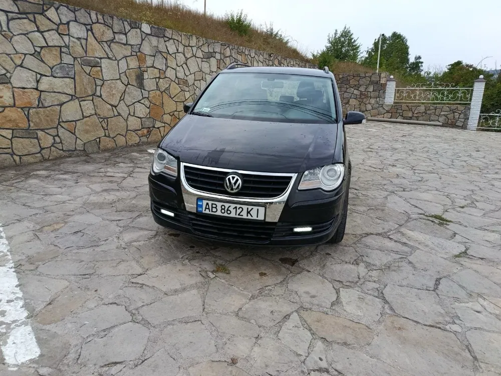 Фото 2008 Volkswagen Touran