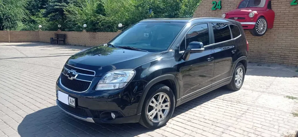 Фото 2014 Chevrolet Orlando