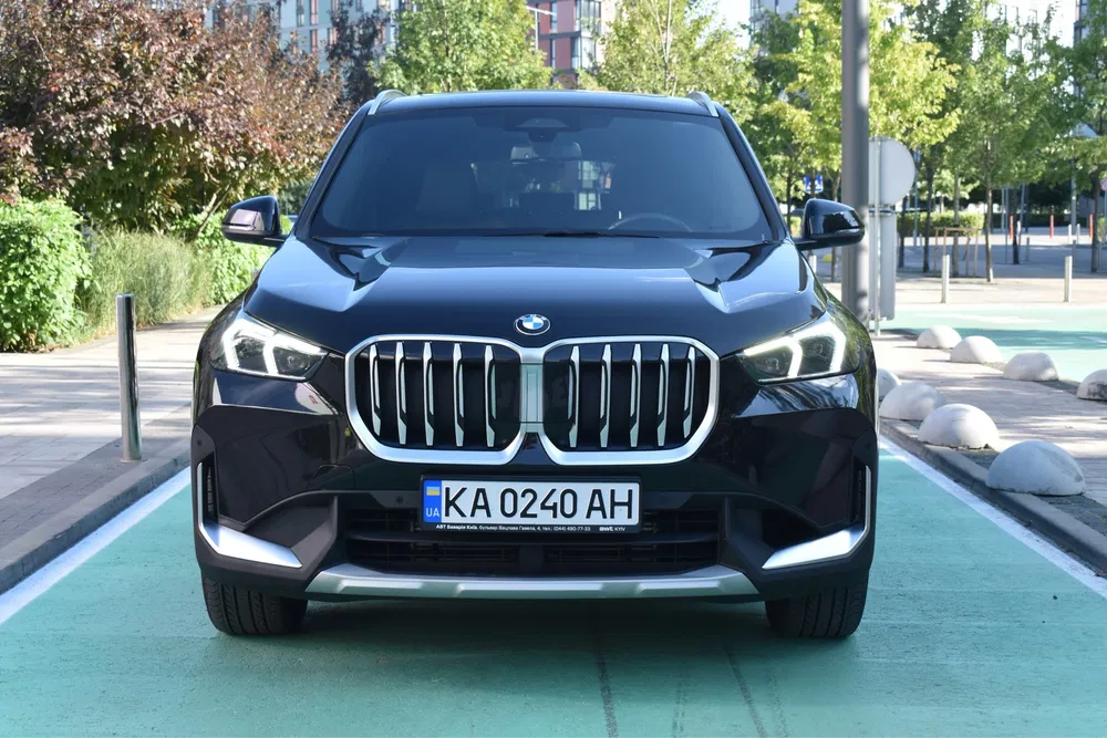Фото 2023 BMW X1