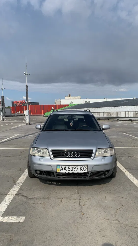 Фото 1999 Audi A6