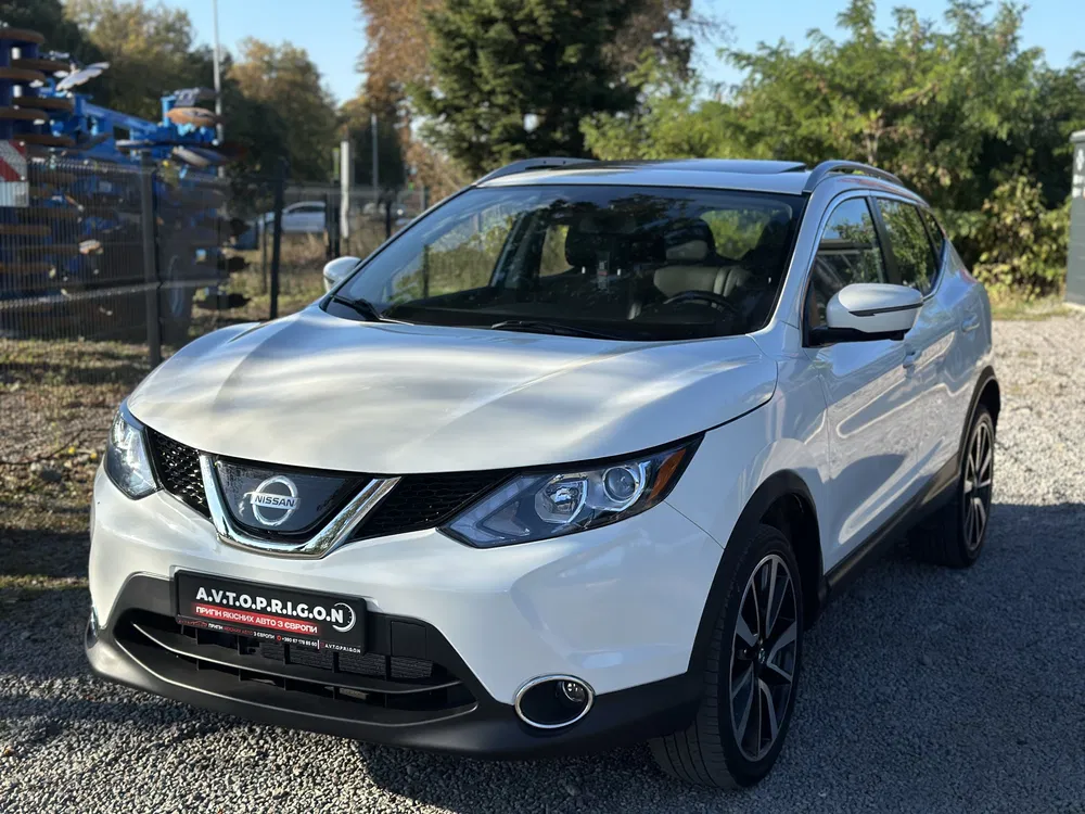 Фото 2017 Nissan Rogue