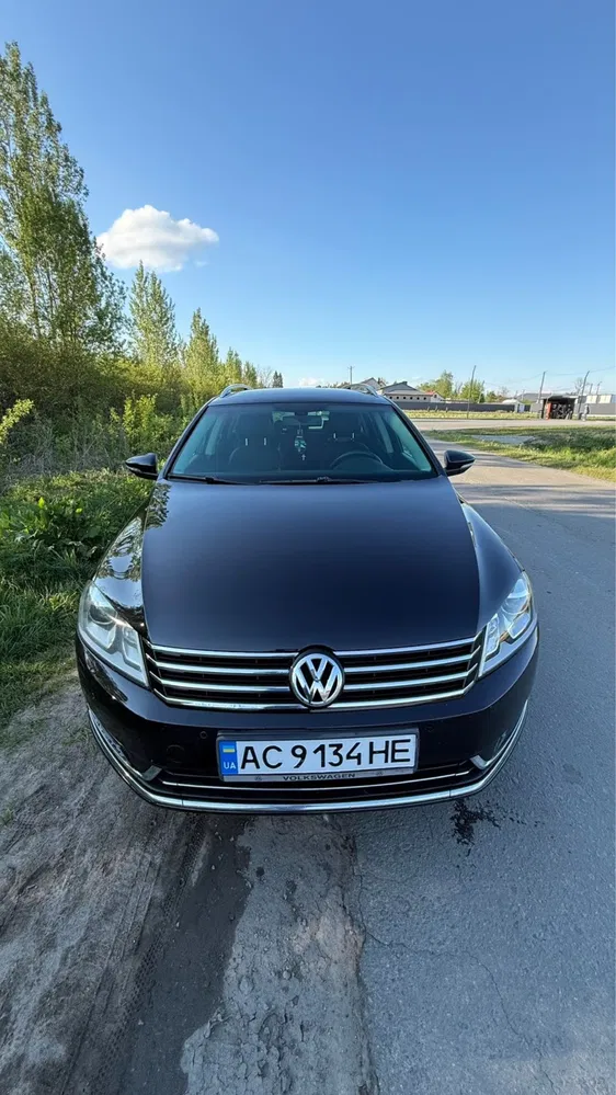 Фото 2011 Volkswagen Passat Variant