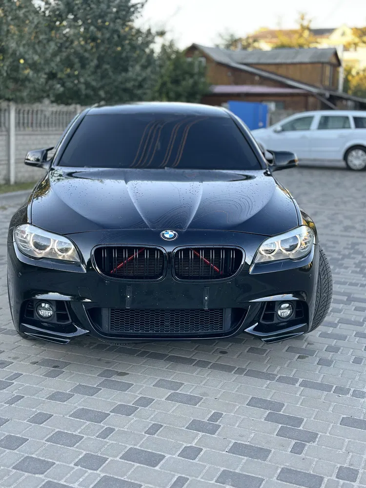 Фото 2011 BMW 5 серія