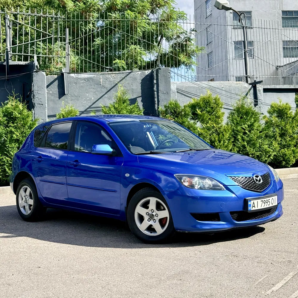 Фото 2004 Mazda 3