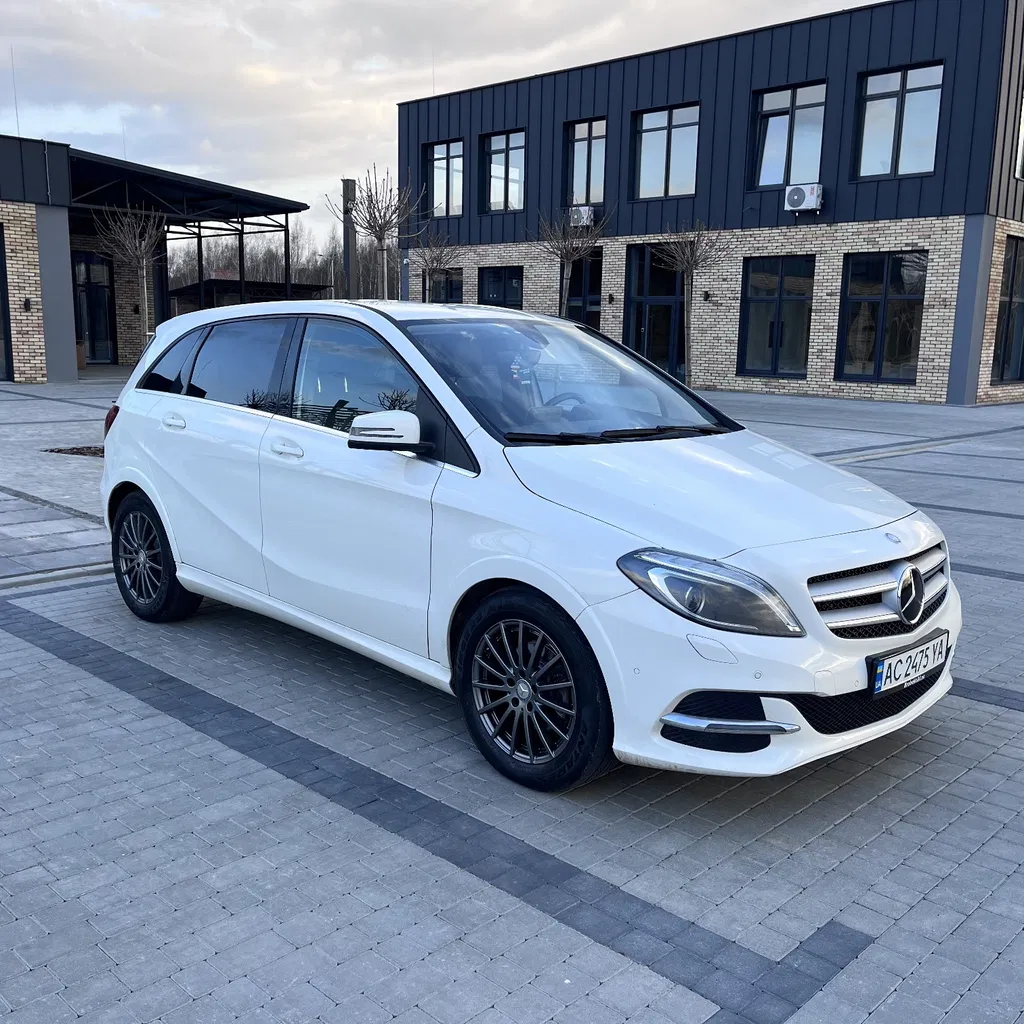 Фото 2016 Mercedes-Benz B серия