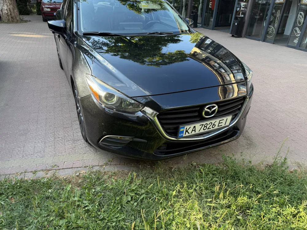 Фото 2018 Mazda 3