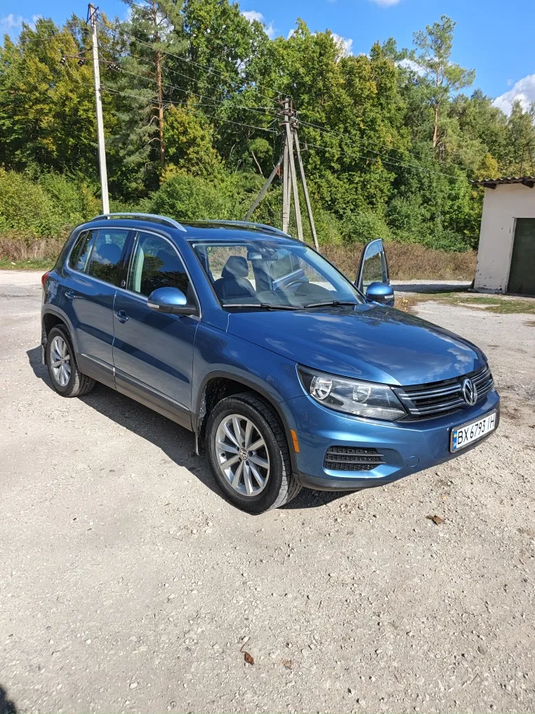 Фото 2016 Volkswagen Tiguan