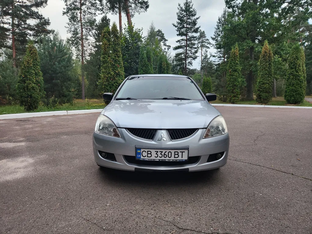 Фото 2005 Mitsubishi Lancer