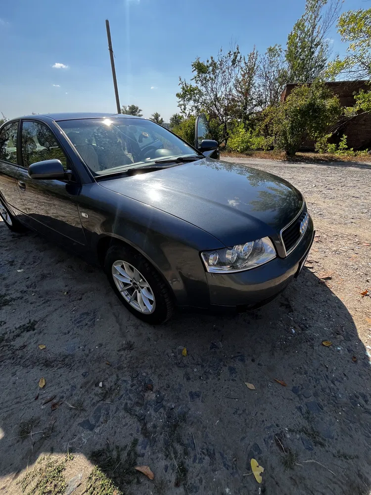 Фото 2004 Audi A4