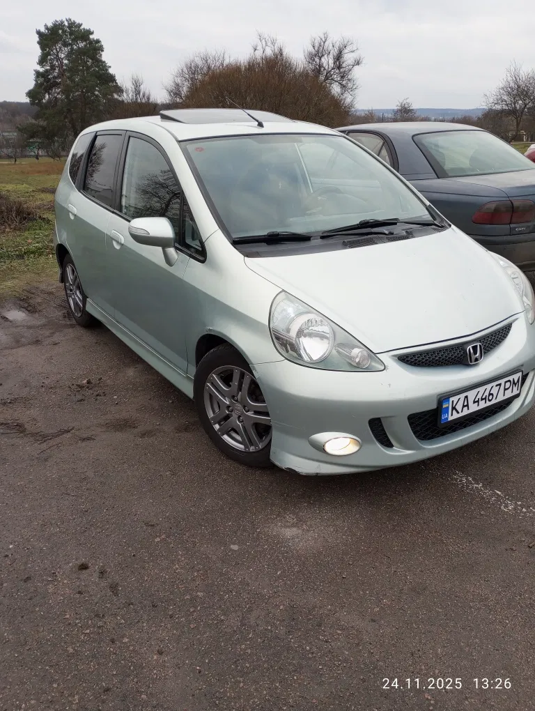 Фото 2007 Honda Jazz