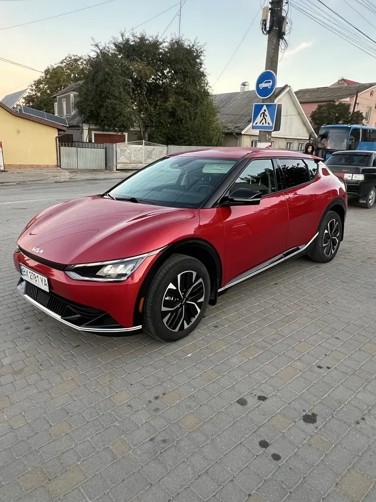 Фото 2023 Kia Інша