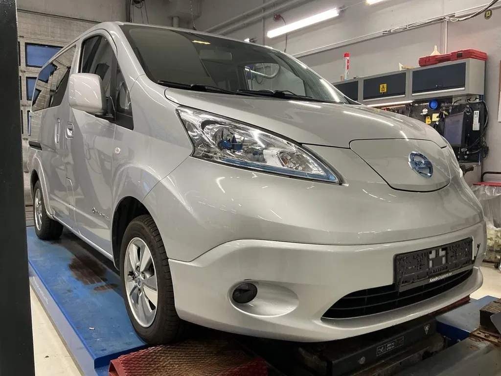 Фото 2020 Nissan Інша