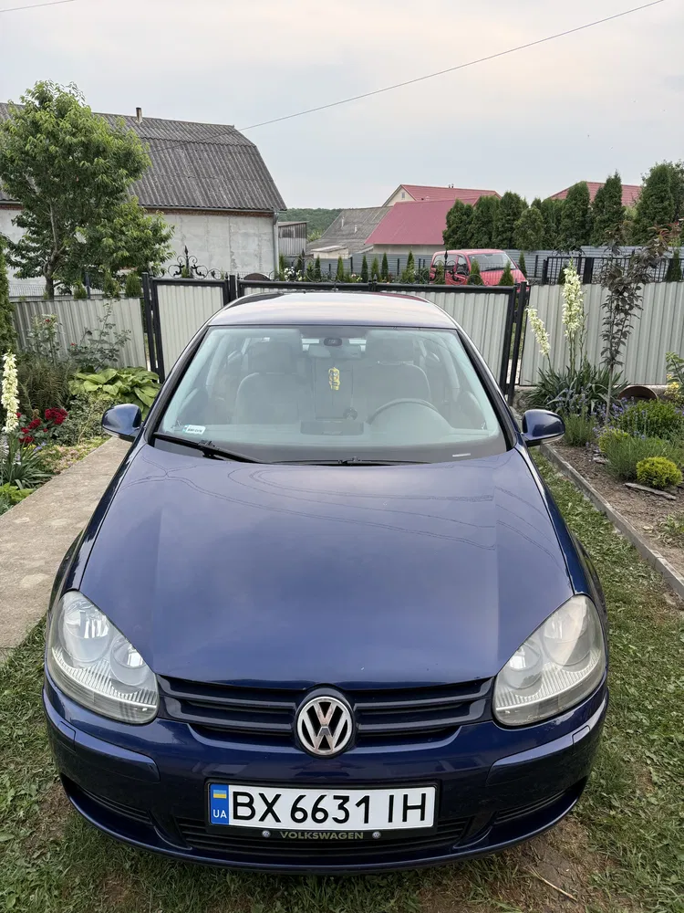Фото 2005 Volkswagen Golf