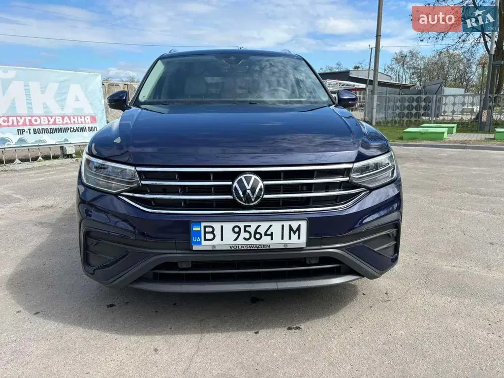 Фото 2022 Volkswagen Tiguan