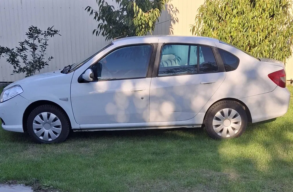 Фото 2012 Renault Clio