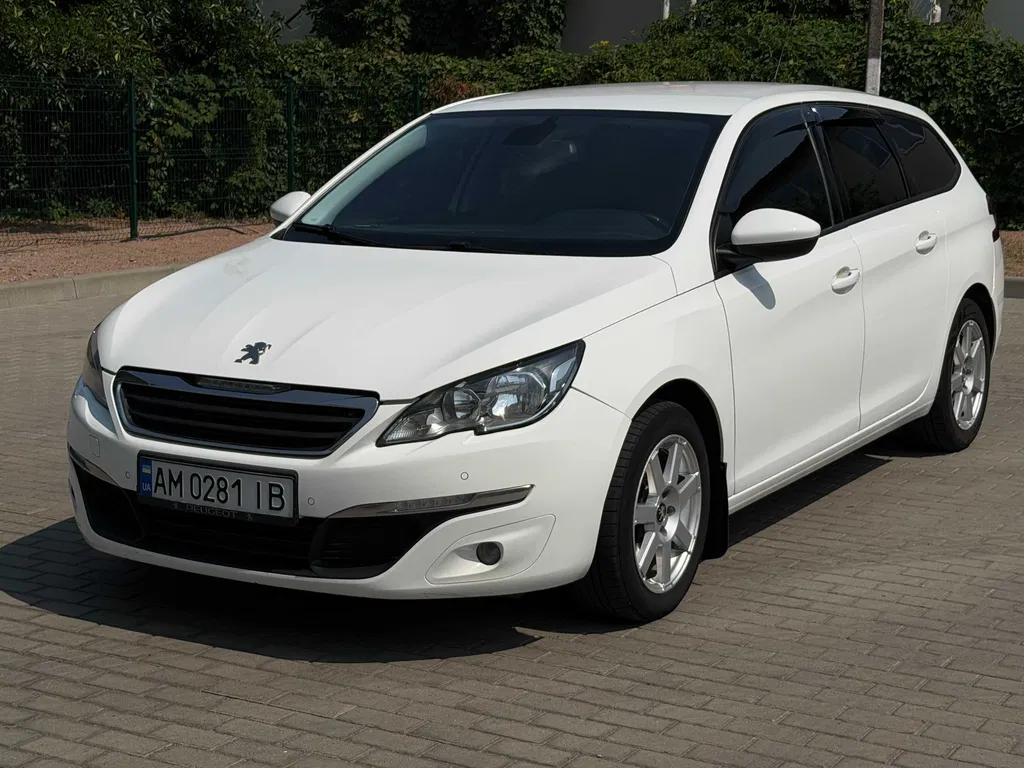 Фото 2014 Peugeot 308