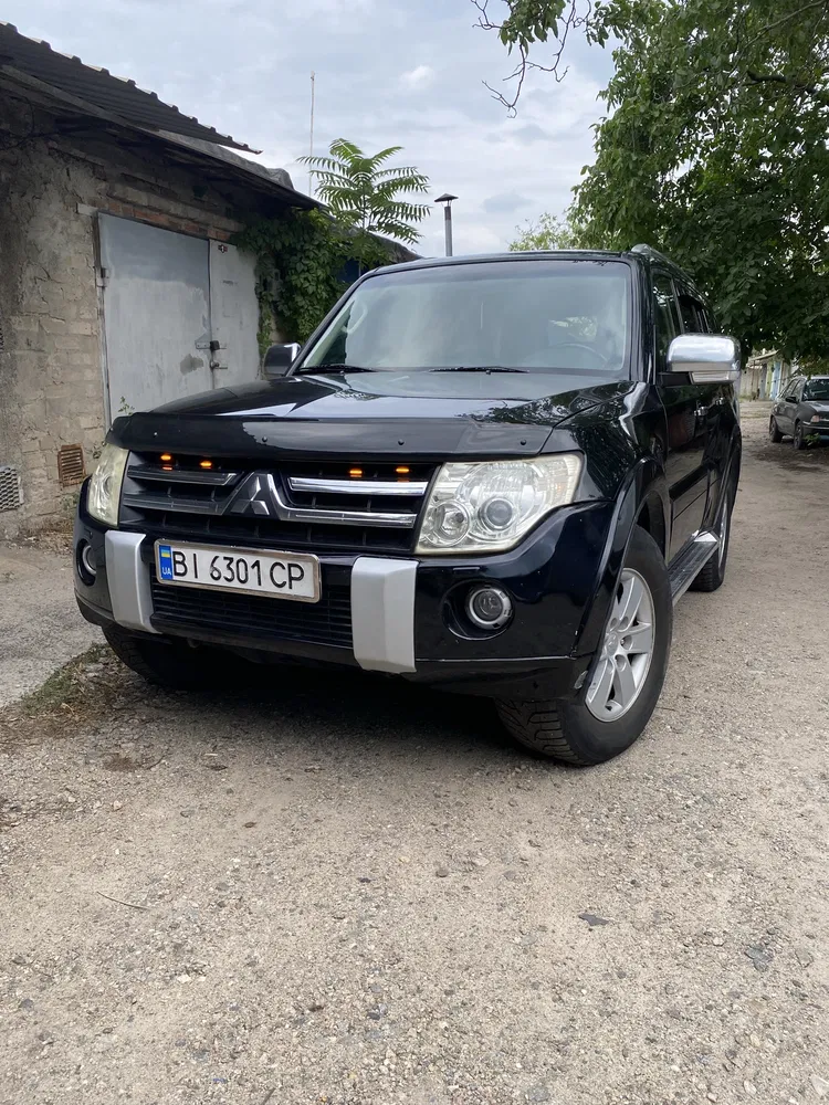 Фото 2009 Mitsubishi Pajero