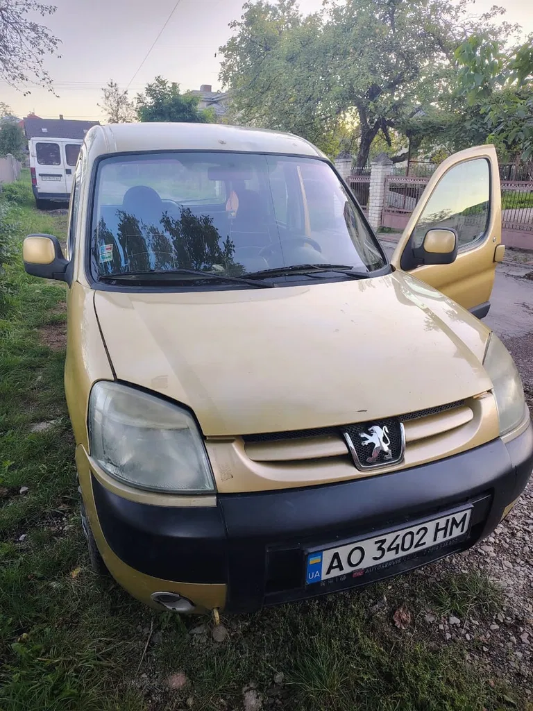 Фото 2006 Peugeot Partner