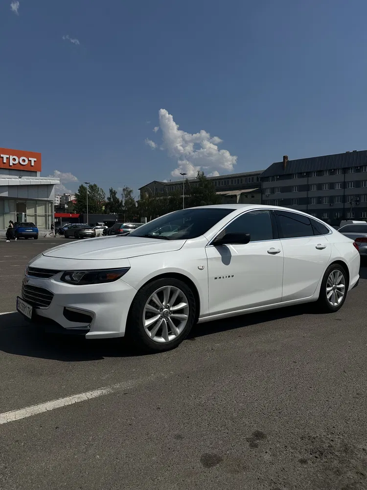 Фото 2016 Chevrolet Malibu