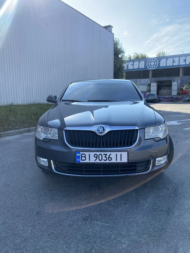 Фото 2009 Skoda Superb