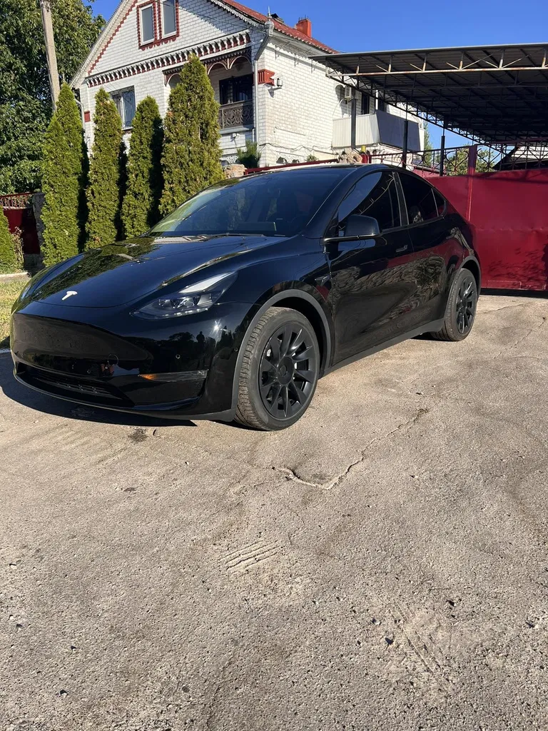 Фото 2022 Tesla Інша