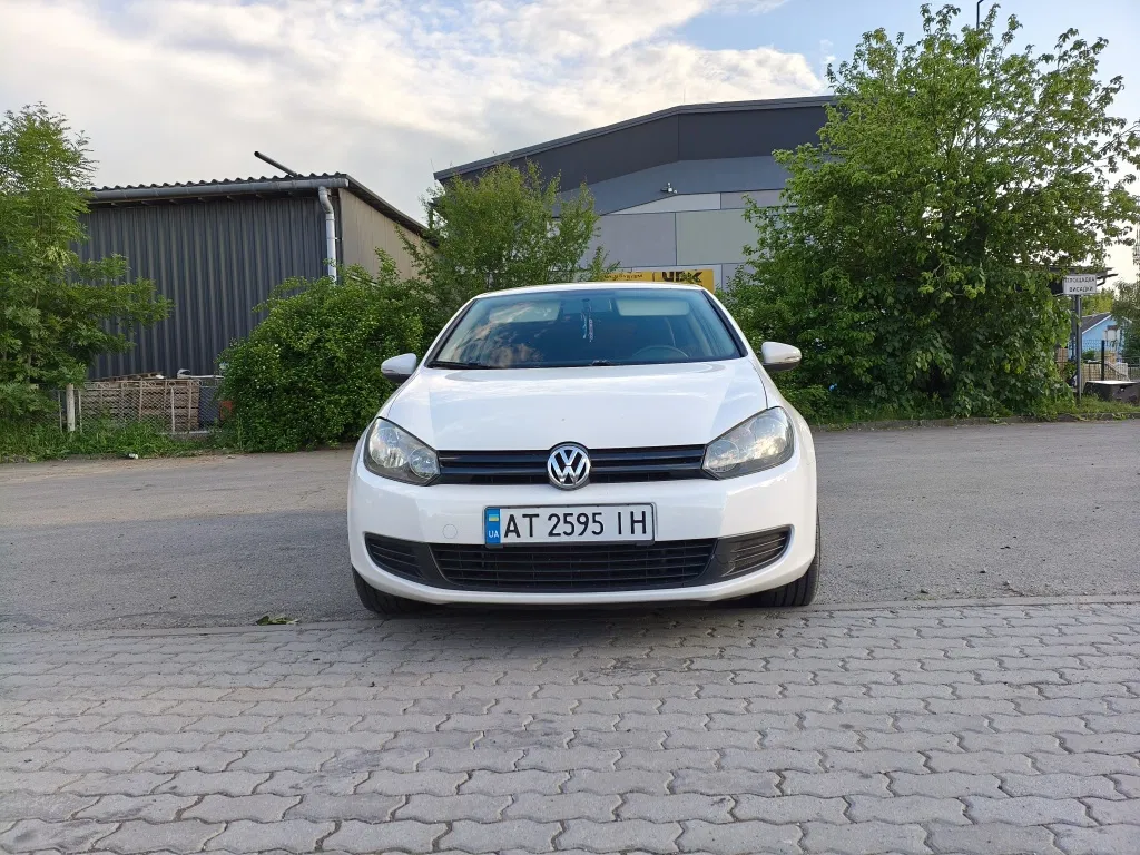 Фото 2009 Volkswagen Golf