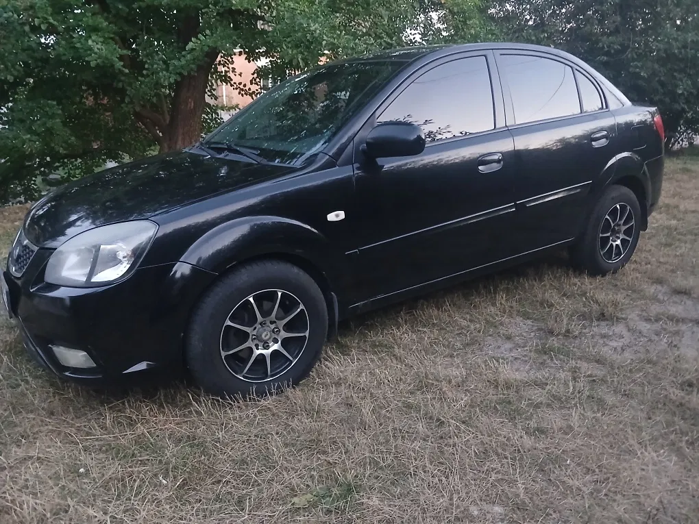 Фото 2010 Kia Rio (Pride)