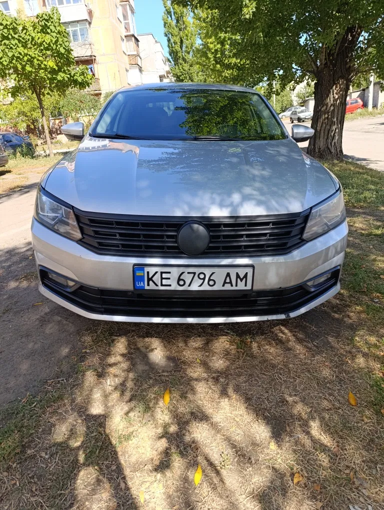 Фото 2015 Volkswagen Passat Sedan