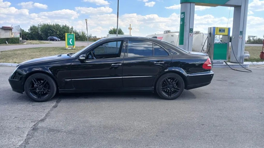 Фото 2004 Mercedes-Benz E серия