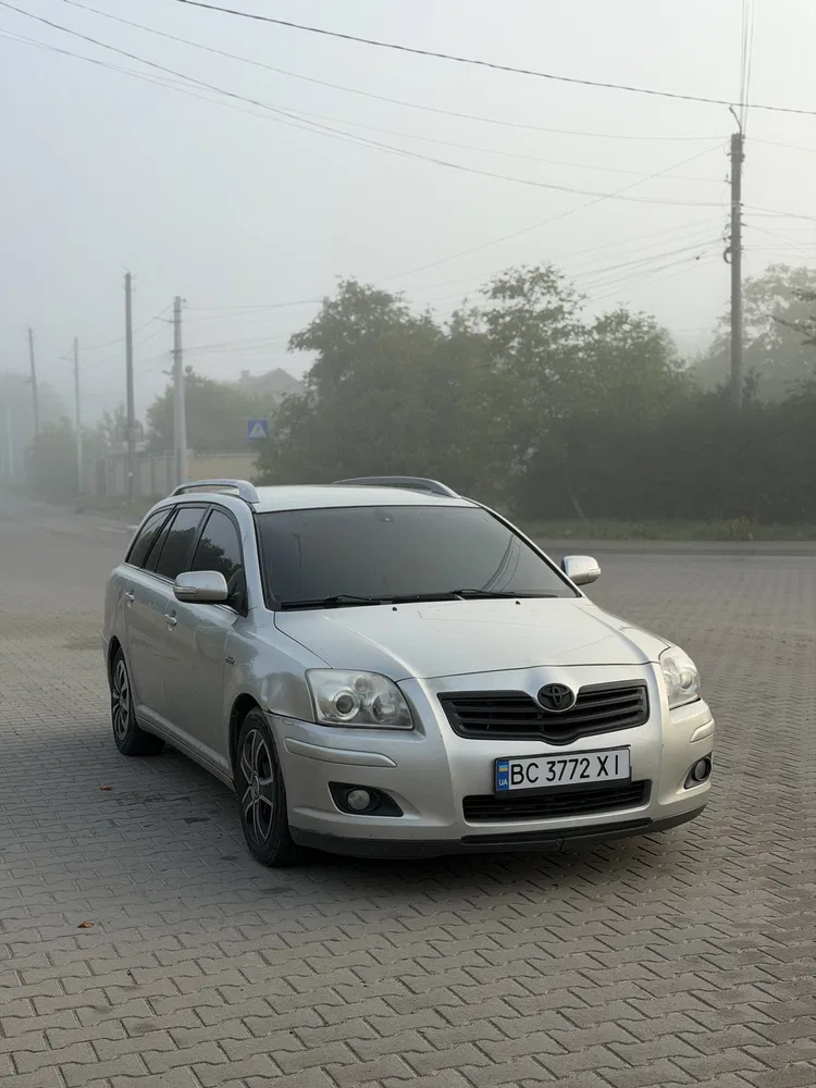 Фото 2007 Toyota Avensis