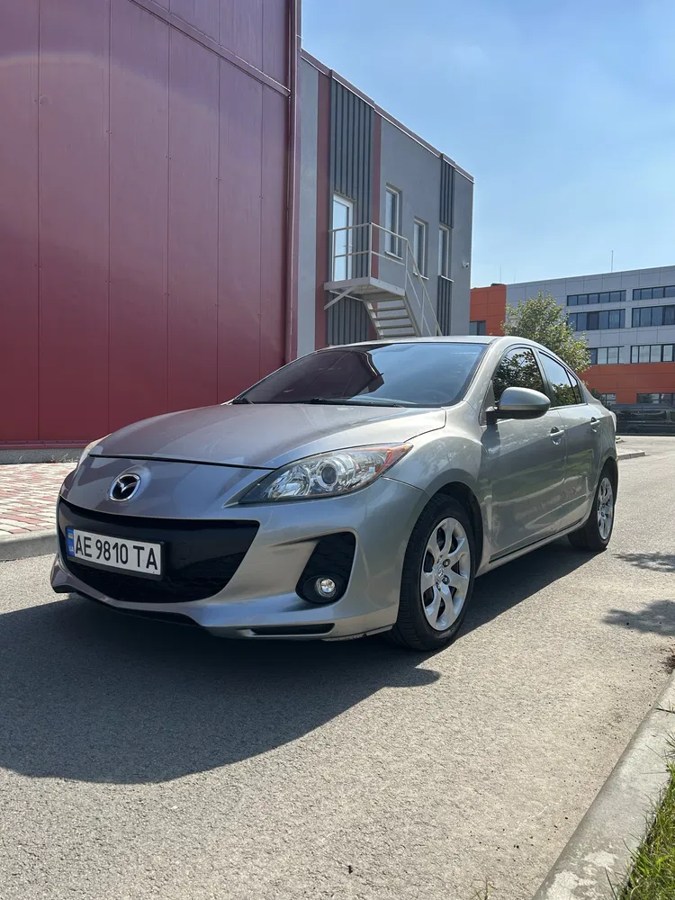 Фото 2013 Mazda 3
