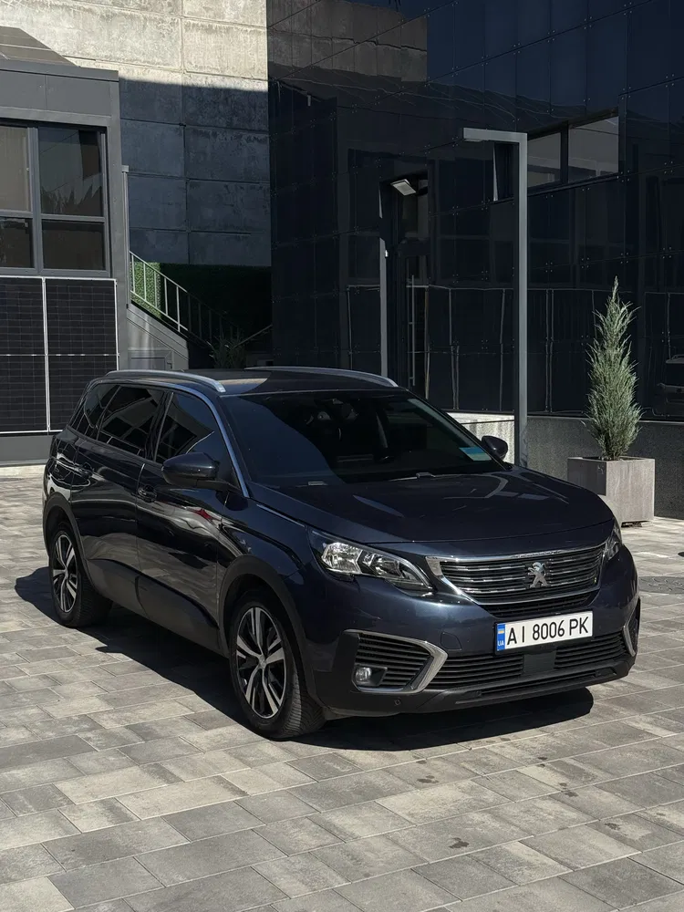 Фото 2018 Peugeot 5008