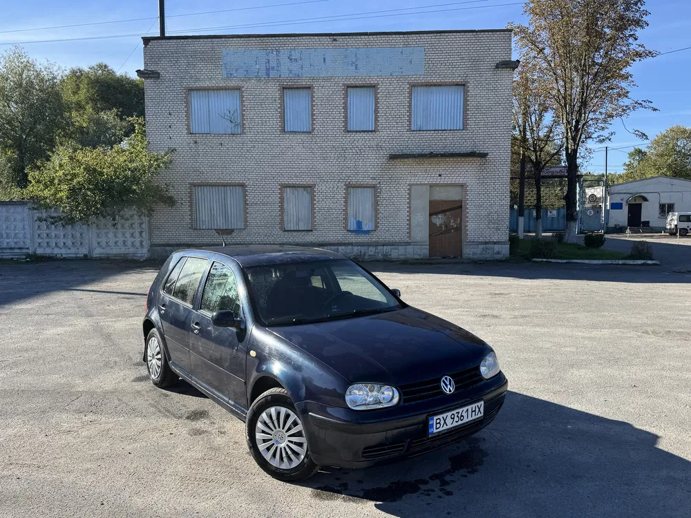 Фото 1998 Volkswagen Golf