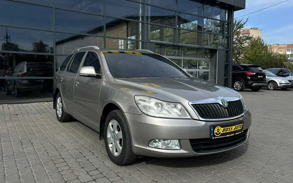 Фото 2011 Skoda Octavia